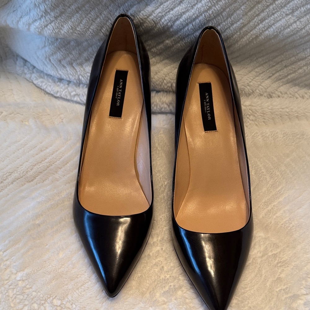 Ann Taylor Elegant Chocolate Brown Leather Women's Pumps 9 1/2